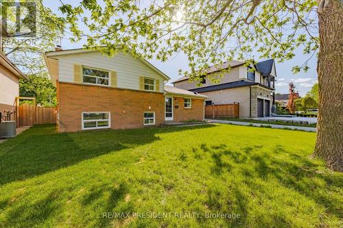 2420 Edenhurst Drive, Mississauga, ON - Outdoor