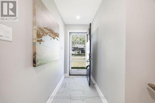 2420 Edenhurst Drive, Mississauga, ON - Indoor Photo Showing Other Room