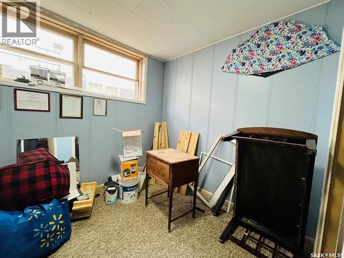 335 Chaplin Street W, Swift Current, SK - Indoor
