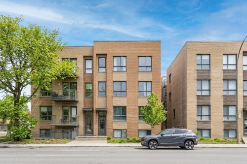 3-10027 Boul. St-Laurent  Montréal (Ahuntsic-Cartierville), QC H3L 2N5