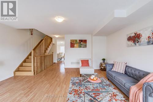 1320 Bradenton Path, Oshawa, ON - Indoor Photo Showing Living Room