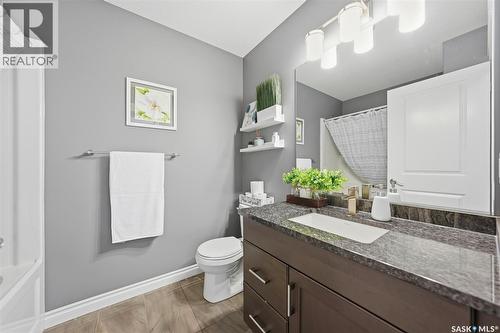 711 Sutter Crescent, Saskatoon, SK - Indoor Photo Showing Bathroom