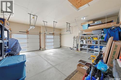 711 Sutter Crescent, Saskatoon, SK - Indoor Photo Showing Garage