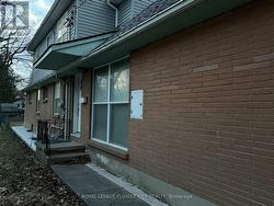 30 WOODWARD AVENUE London North, ON N6H 2G7