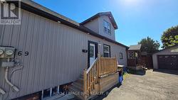 2 - 69 VINE STREET St. Catharines (E. Chester), ON L2R 3X9