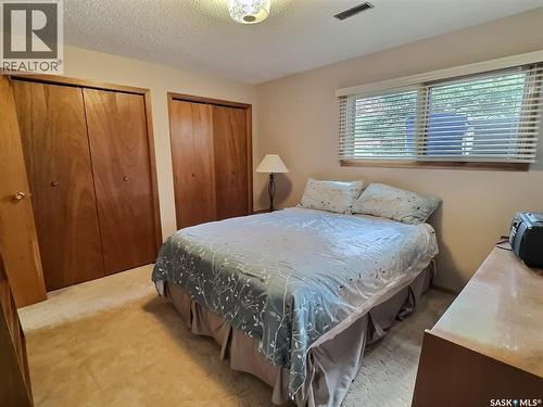 322 Spruce Drive, Estevan, SK - Indoor Photo Showing Bedroom