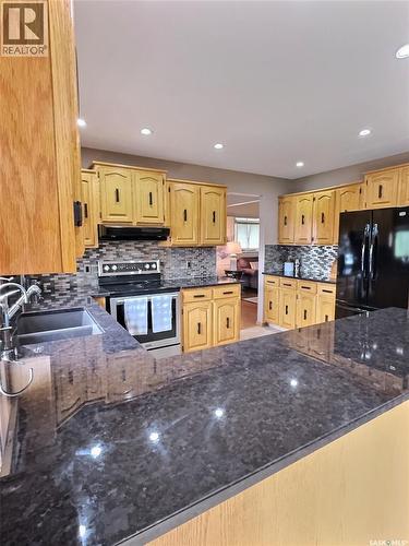 322 Spruce Drive, Estevan, SK - Indoor Photo Showing Kitchen With Double Sink