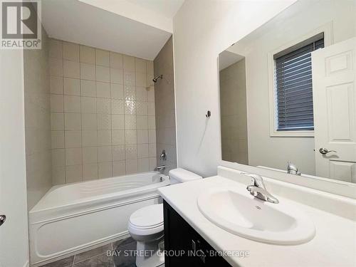 25 Mcisaac Drive, Springwater, ON - Indoor Photo Showing Bathroom