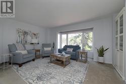 137 - 90 WINGARDEN COURT Toronto, ON M1B 2K3