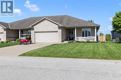 477 1st AVENUE  Petrolia, ON N0N 1R0