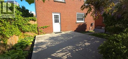2047 James Street, Burlington, ON 