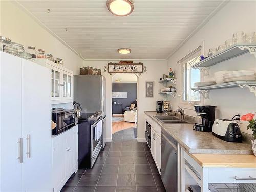 1705 Braecrest Drive, Brandon, MB 
