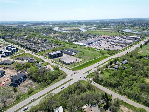 1705 Braecrest Drive, Brandon, MB 