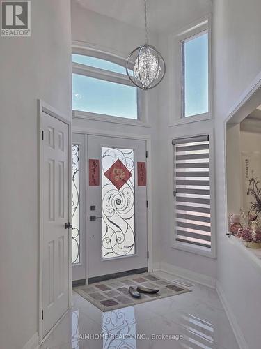 137 Mcclellan Way, Aurora, ON - Indoor Photo Showing Other Room