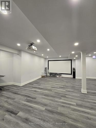 137 Mcclellan Way, Aurora, ON - Indoor