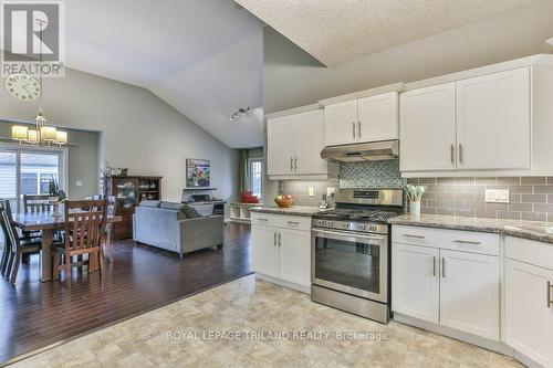 14 Alderwood Court, St. Thomas, ON - Indoor Photo Showing Kitchen