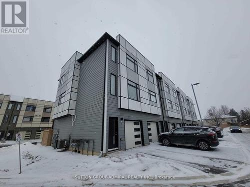 17 - 540 ESSA ROAD  Barrie, ON L4N 9E5