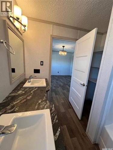 215 1St Street W, Meota, SK - Indoor Photo Showing Bathroom