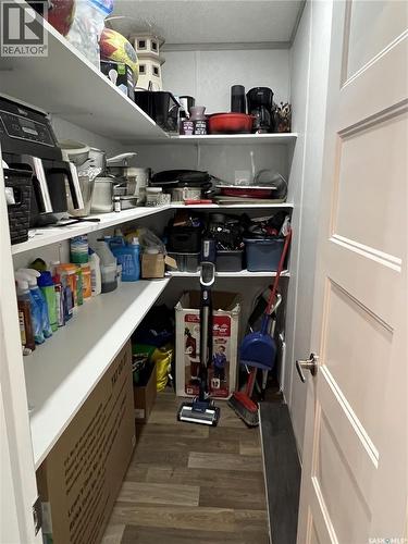 215 1St Street W, Meota, SK - Indoor With Storage