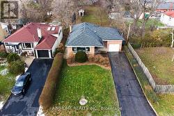 26 FRANCES CRESCENT Toronto, ON M1S 2E5