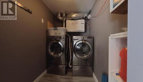 29 Vankoughnet  St. E., Little Current, ON - Indoor Photo Showing Laundry Room
