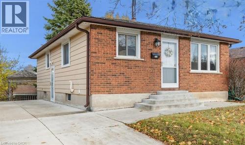 217 JOHANNA Drive  Cambridge, ON N1S 4C5