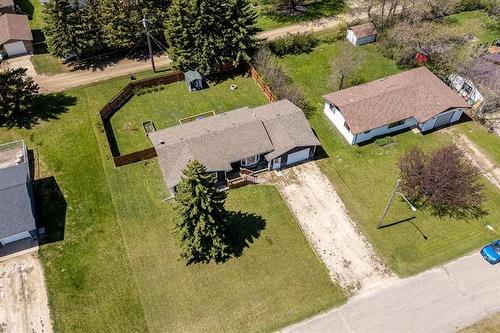 358 Ennis Cr, Treherne, MB 