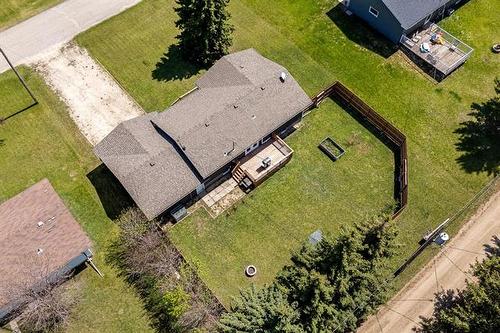 358 Ennis Cr, Treherne, MB 