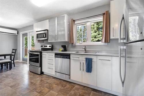 358 Ennis Cr, Treherne, MB 