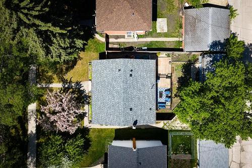 698 Brock St, Winnipeg, MB 