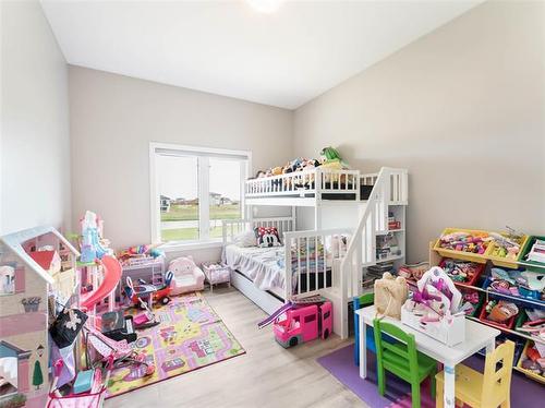 5 Kendall Cr, La Salle, MB 