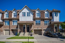 6 Collip Place Toronto, ON M4A 1Y3
