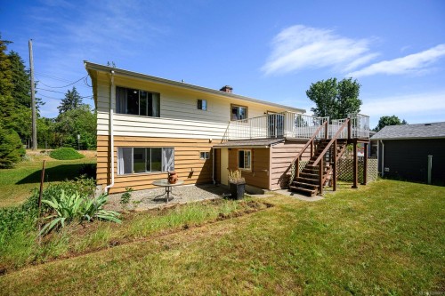 1617 Robb Ave, Comox, BC 