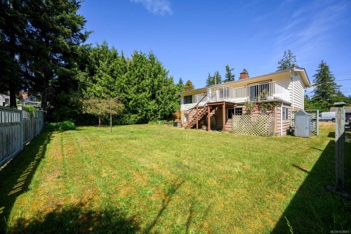 1617 Robb Ave, Comox, BC 