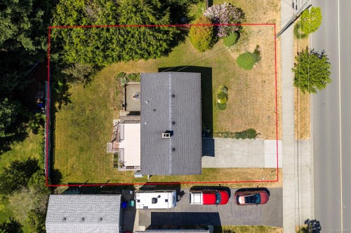 1617 Robb Ave, Comox, BC 
