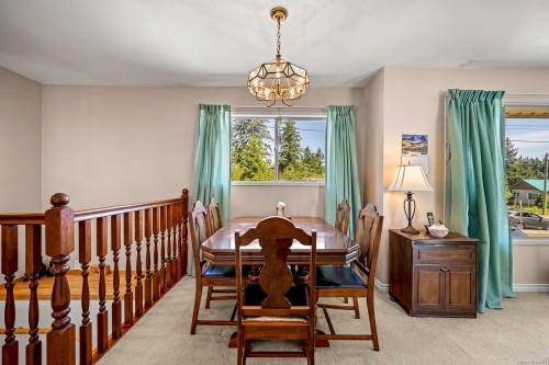 1617 Robb Ave, Comox, BC 