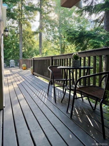 1571 Meadowood Way, Qualicum Beach, BC 