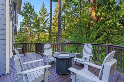 1571 Meadowood Way, Qualicum Beach, BC 