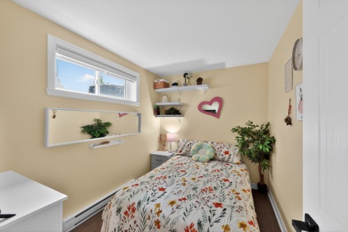 Chambre à coucher - 995 Rue De Brétigny, Laval (Fabreville), QC - Indoor Photo Showing Bedroom