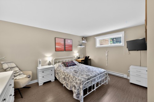 Chambre à coucher - 995 Rue De Brétigny, Laval (Fabreville), QC - Indoor Photo Showing Bedroom