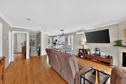 Salon - 995 Rue De Brétigny, Laval (Fabreville), QC - Indoor Photo Showing Living Room With Fireplace