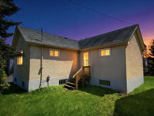 450 Northern Ave  Thunder Bay, ON P7C 2V6