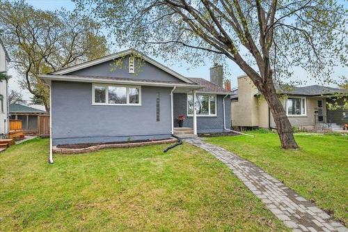 672 Niagara St, Winnipeg, MB 