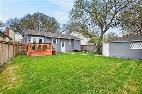 672 Niagara St, Winnipeg, MB 