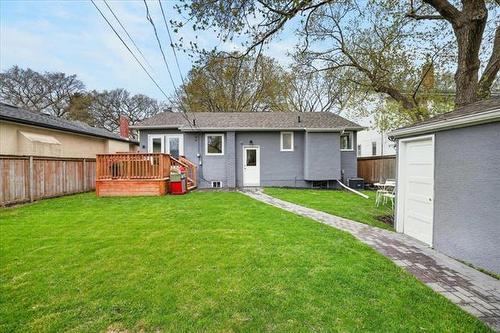 672 Niagara St, Winnipeg, MB 