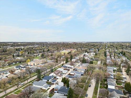 672 Niagara St, Winnipeg, MB 