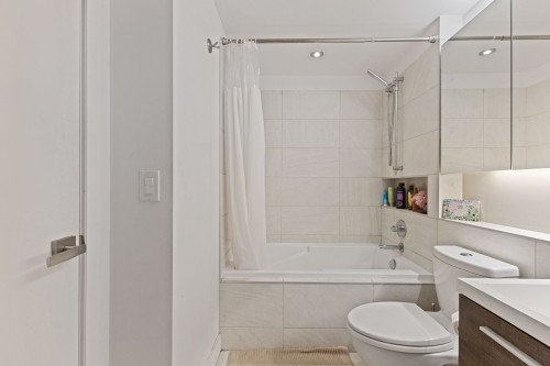 Salle de bains - 708-198 Rue Ann, Montréal (Le Sud-Ouest), QC - Indoor Photo Showing Bathroom