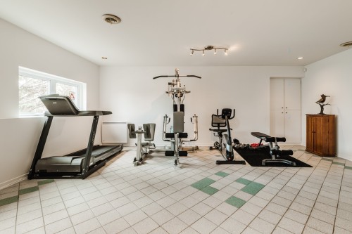 Exercise Room - 1495 Rue Des Alouettes, Saint-Bruno-De-Montarville, QC - Indoor Photo Showing Gym Room