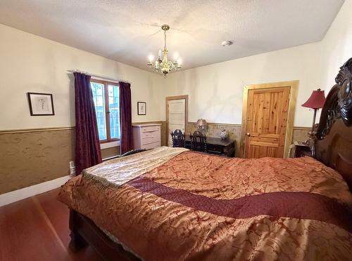9215 Main Avenue, Wilmer, BC 