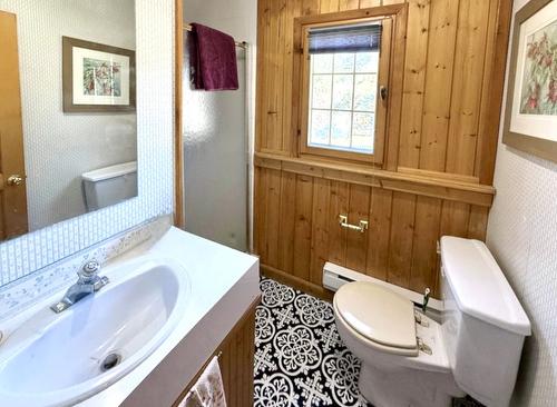 9215 Main Avenue, Wilmer, BC 